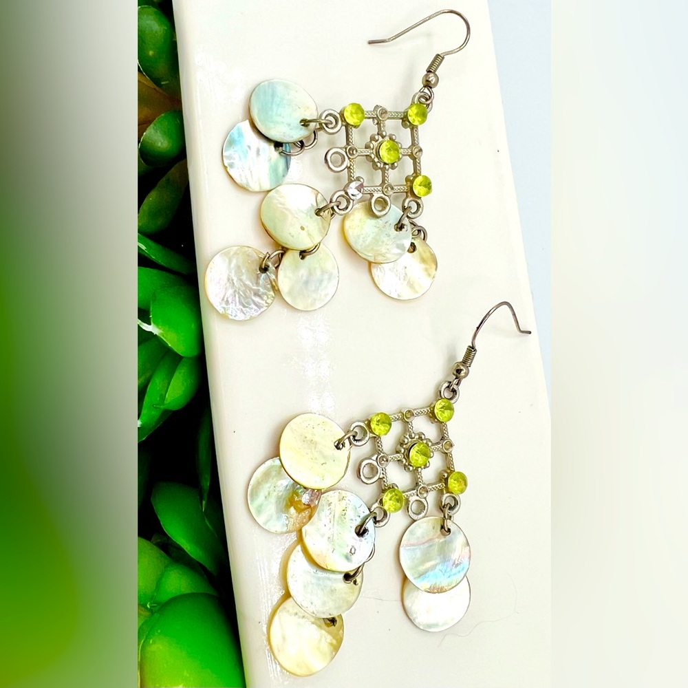 🌺Vintage Boho Dangle Chandelier Mother of Pearl Earrings🌸🌺